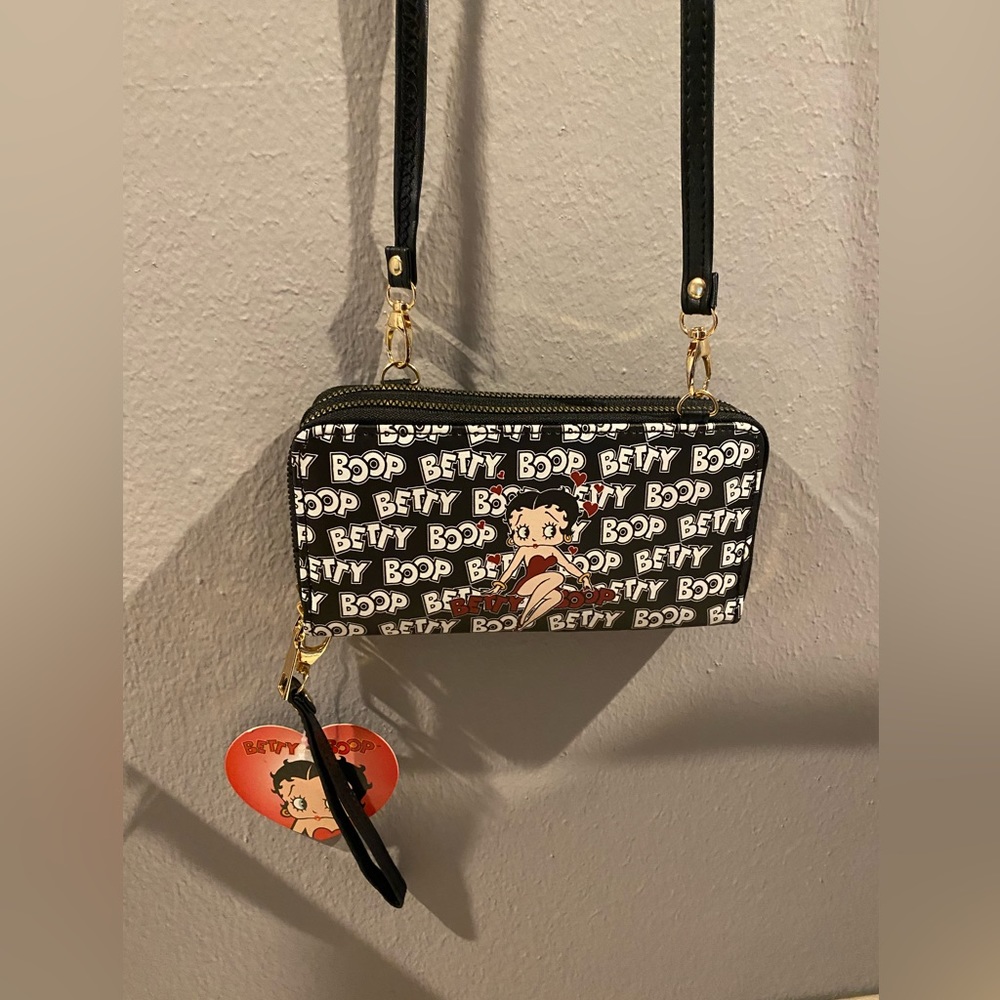 Betty Boop Crossbody Wallet